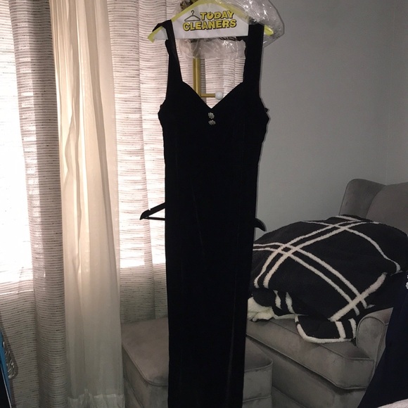 Gunne Sax Dresses & Skirts - GUNNE SAX Black Velvet Evening Gown with Embellished Buttons